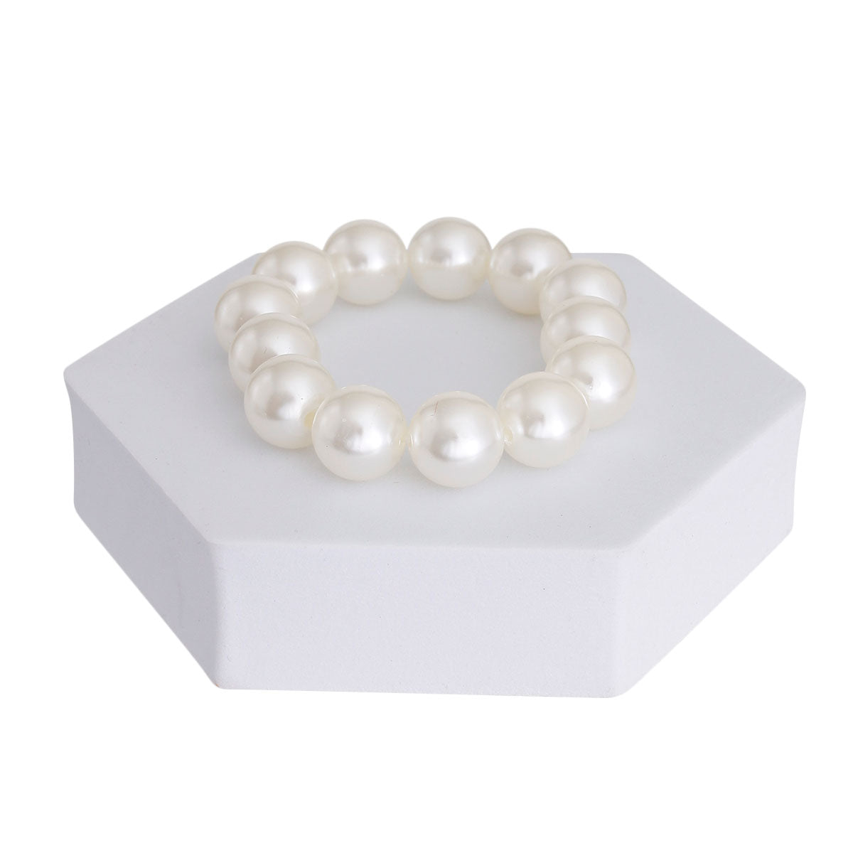 Cream Bubble Gum Pearl Bracelet